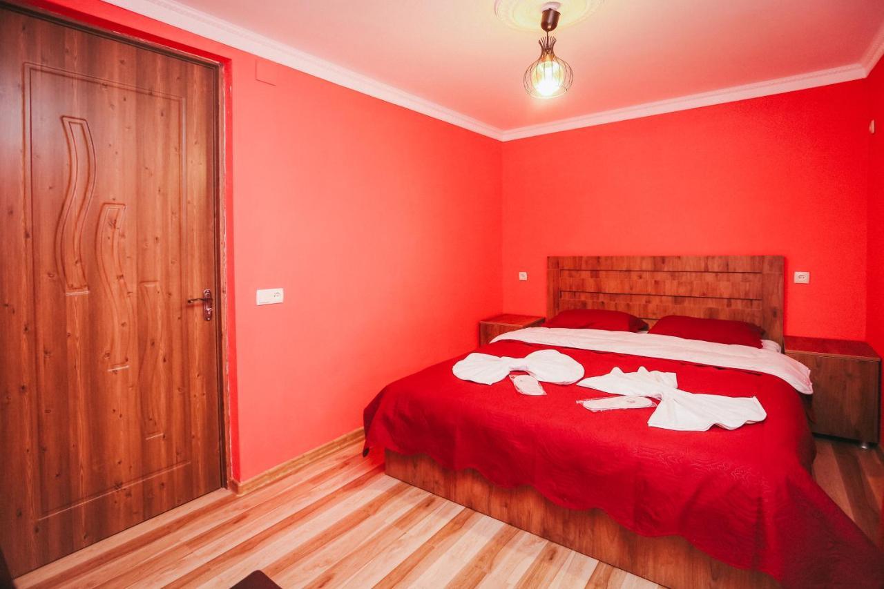 קוטאיסי Bebo Babu Guest House מראה חיצוני תמונה