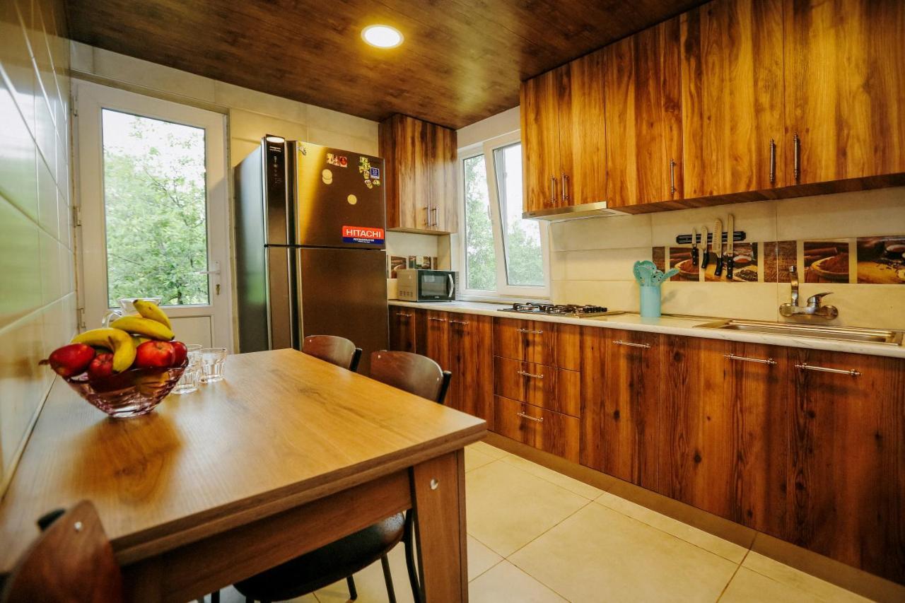 קוטאיסי Bebo Babu Guest House מראה חיצוני תמונה